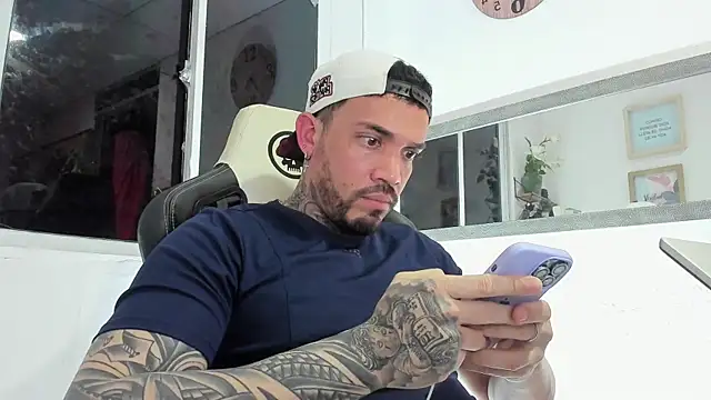 Angel sex latin online show from January 2025 05:22:02 AM