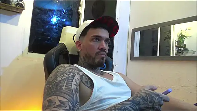 Angel sex latin online show from January 2025 03:31:01 AM