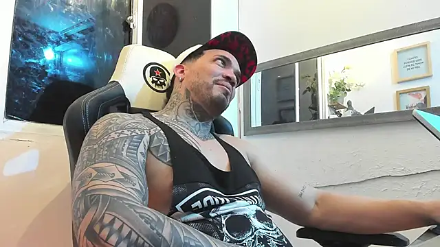 Angel sex latin online show from February 2025 02:06:02 AM