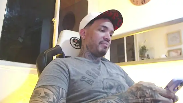 Angel sex latin online show from February 2025 06:05:02 AM