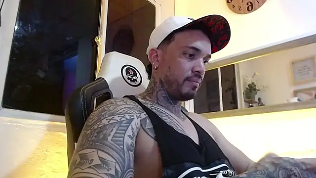 Angel sex latin online show from February 2025 05:31:02 AM