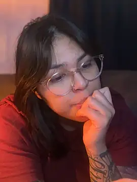 Snapshot of miacanela_xo chatting on November 2025 04:29:02 AM miacanela xo online show from November 2025 04:29:02 AM