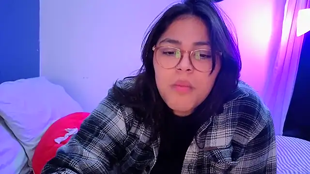 miacanela xo online show from February 2026 01:45:01 AM