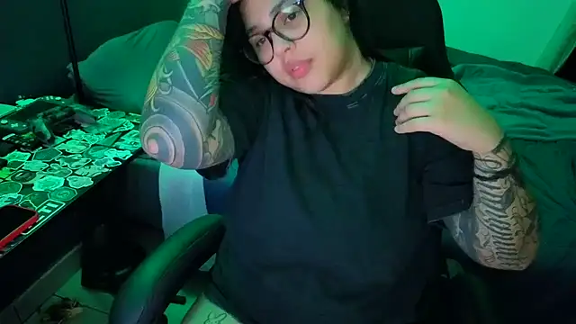 miacanela xo online show from July 2026 02:11:02 AM