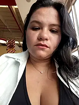 Snapshot of Julieta-tits chatting on January 2025 09:05:02 PM Julieta-tits online show from January 2025 09:05:02 PM