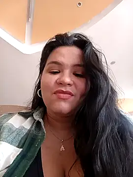 Snapshot of Julieta-tits chatting on January 2025 04:52:02 PM Julieta-tits online show from January 2025 04:52:02 PM