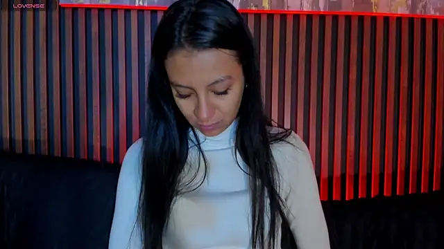 Tamaraakins online show from November 2025 12:16:02 PM