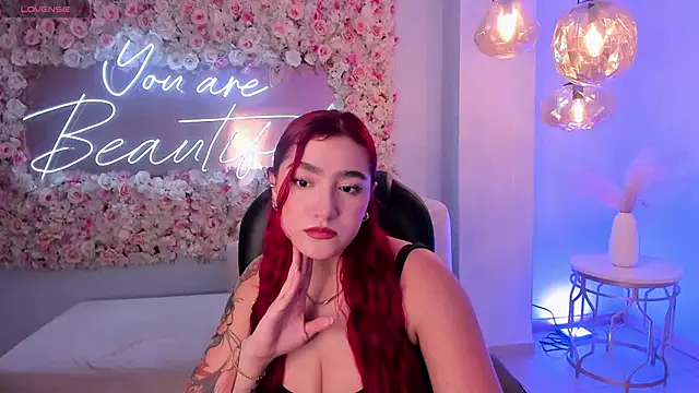 ViolettCastel online show from September 2025 06:55:02 PM