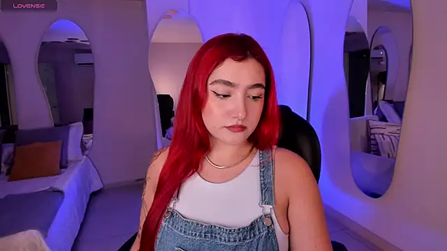 ViolettCastel online show from October 2025 06:58:01 PM