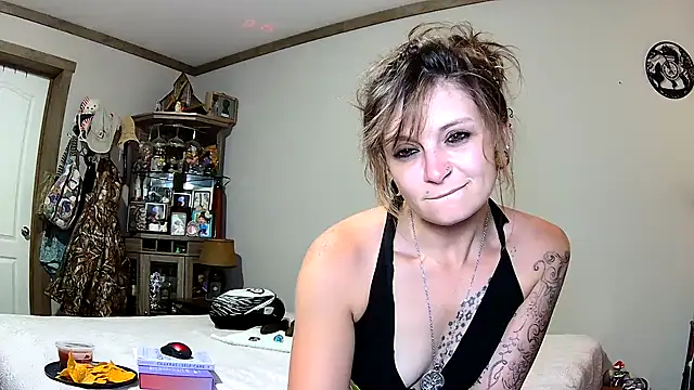 ZeelaXoXo online show from April 2026 05:12:02 AM