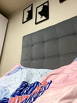 Kimmymadison- online show from September 2025 04:22:01 AM