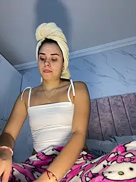 Kimmymadison- online show from July 2026 09:51:01 PM