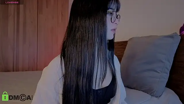 Snapshot of Roxxy_mora chatting on July 2026 10:26:01 PM Roxxy mora online show from July 2026 10:26:01 PM