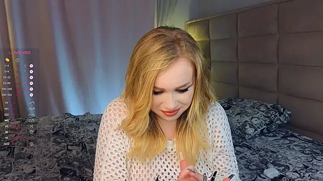 Snapshot of AsteriaHamel chatting on February 2025 03:15:02 PM AsteriaHamel online show from February 2025 03:15:02 PM