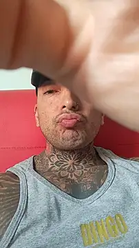 BigboyGirsbig online show from April 2026 06:10:01 PM