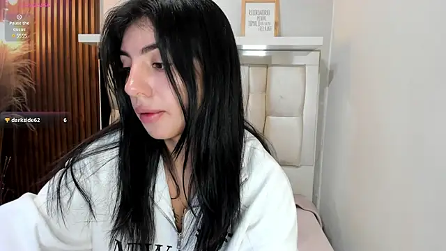 Snapshot of ANTONELLA__ROUSE_ chatting on December 2024 11:35:02 PM ANTONELLA ROUSE online show from December 2024 11:35:02 PM