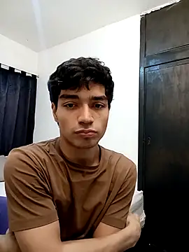 Snapshot of INDICO22 chatting on November 2025 08:09:01 PM INDICO22 online show from November 2025 08:09:01 PM