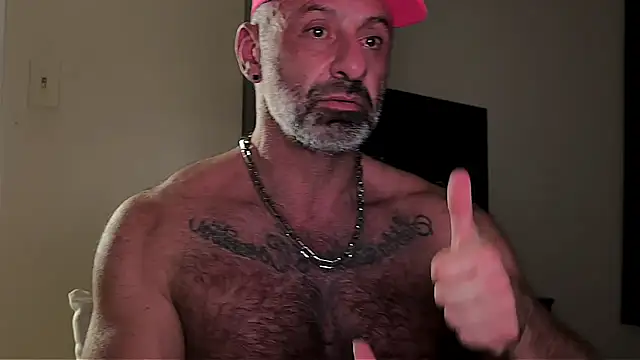 Snapshot of DaddySnowXX chatting on December 2024 04:33:02 AM DaddySnowXX online show from December 2024 04:33:02 AM