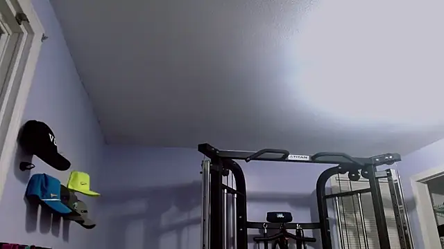 Snapshot of DaddySnowXX chatting on November 2025 01:17:02 AM DaddySnowXX online show from November 2025 01:17:02 AM