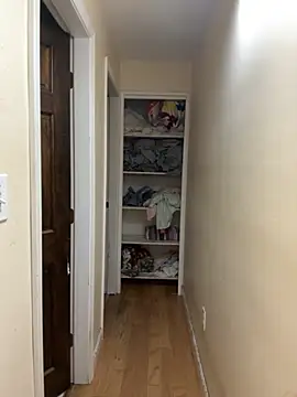 Snapshot of DaddySnowXX chatting on November 2025 01:50:02 AM DaddySnowXX online show from November 2025 01:50:02 AM