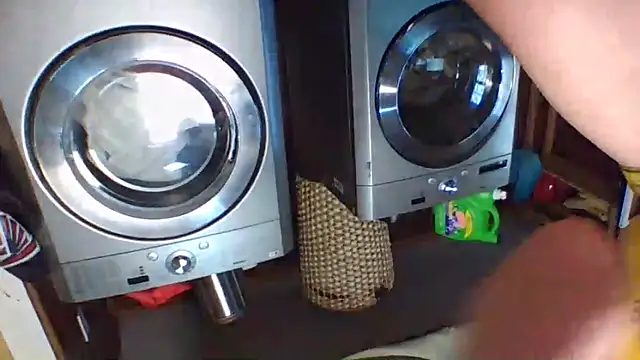 trash4cash online show from October 2025 07:14:02 PM