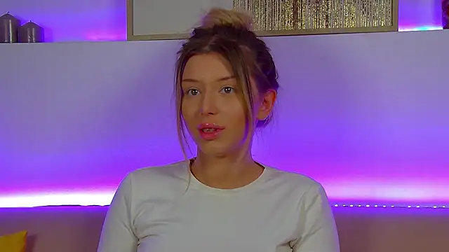 LiliaBianka online show from February 2025 09:47:01 AM