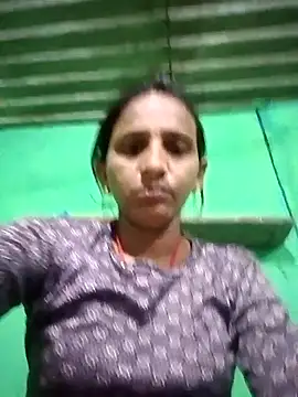 Baby  Shreya online show from November 2025 09:42:02 PM