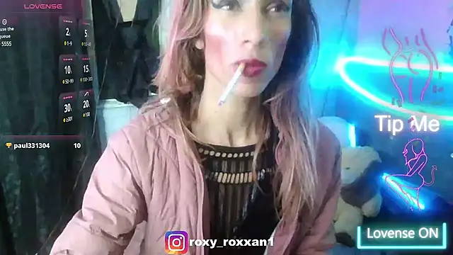 roxy roxxan online show from March 2025 01:35:01 AM