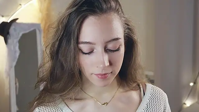 EveEvans online show from December 2024 04:04:02 AM