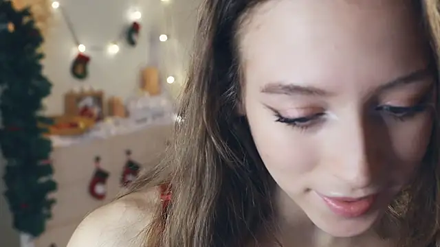 EveEvans online show from December 2024 07:17:02 AM