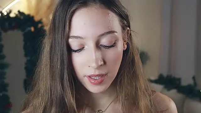 EveEvans online show from December 2024 07:18:02 AM