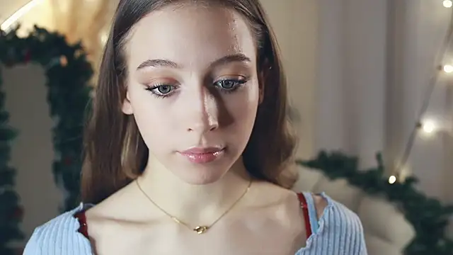 EveEvans online show from December 2024 04:16:02 AM