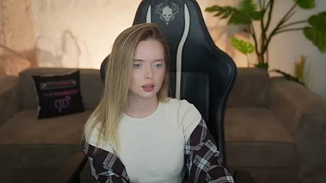 Cassy-Celestial  online show from March 2026 11:27:02 AM