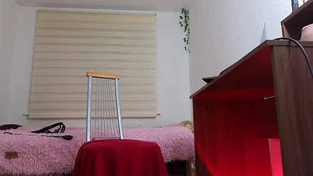 Martha Hoffman online show from February 2025 10:06:02 PM