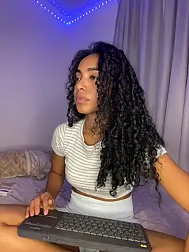 nicoleebony1 online show from March 2025 01:16:01 AM