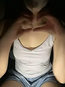 Snapshot of n_n_mao chatting on October 2025 02:27:02 PM n n mao online show from October 2025 02:27:02 PM