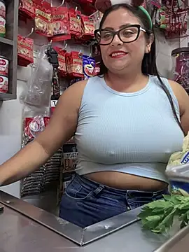 Snapshot of Sol_biglips chatting on December 2024 07:22:01 PM Sol biglips online show from December 2024 07:22:01 PM