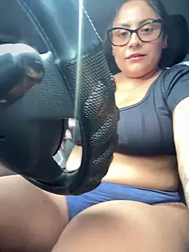 Snapshot of Sol_biglips chatting on February 2025 04:31:01 PM Sol biglips online show from February 2025 04:31:01 PM