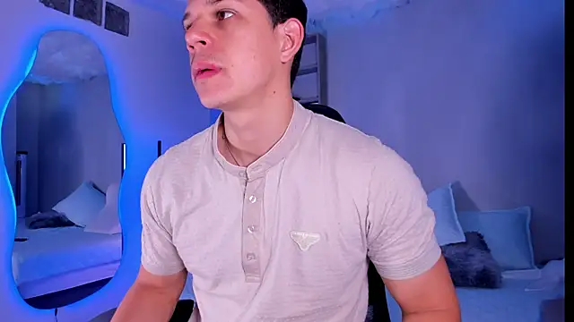 Snapshot of MarcoSullivan chatting on November 2025 01:29:02 PM MarcoSullivan online show from November 2025 01:29:02 PM