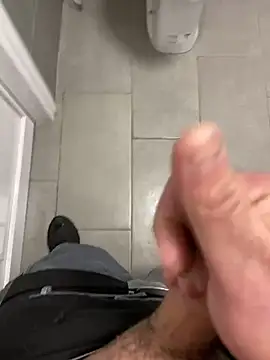 Snapshot of _themask_ chatting on December 2024 03:33:02 PM themask online show from December 2024 03:33:02 PM