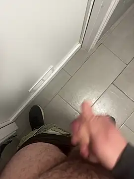 Snapshot of _themask_ chatting on January 2025 10:06:01 PM themask online show from January 2025 10:06:01 PM