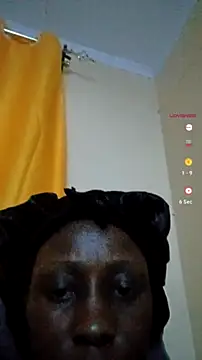 Snapshot of black_sexy_queen chatting on July 2026 07:18:02 PM black sexy queen online show from July 2026 07:18:02 PM