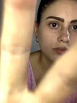 Azuna25 online show from September 2025 08:20:02 PM