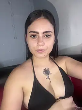 Snapshot of Azuna25 chatting on July 2026 07:10:02 PM Azuna25 online show from July 2026 07:10:02 PM