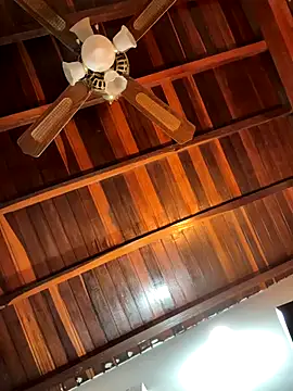 tom thick online show from November 2025 10:57:02 PM