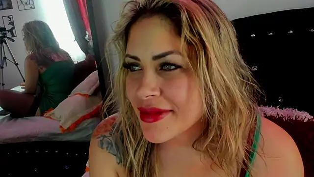Snapshot of Natalia_Montoya chatting on February 2025 04:56:02 PM Natalia Montoya online show from February 2025 04:56:02 PM
