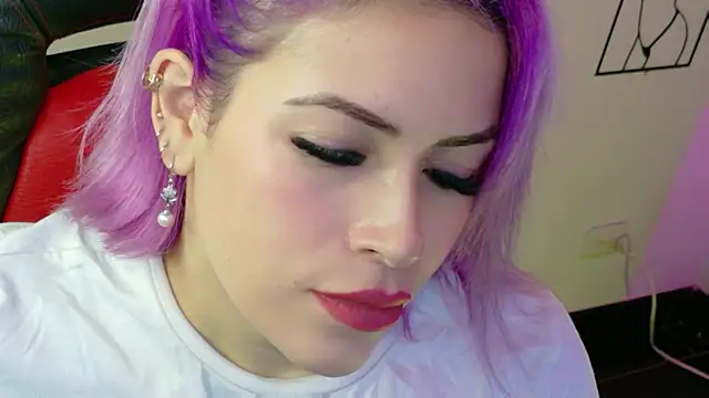 Natalia Montoya online show from June 2026 01:11:02 AM