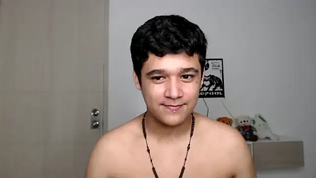 kaiine190 online show from October 2025 10:36:01 PM