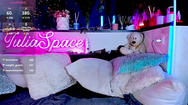  JuliaSpace  online show from February 2025 07:27:02 PM