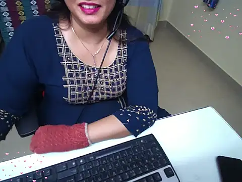 Snapshot of Arushisingh8888 chatting on October 2025 12:14:02 PM Arushisingh8888 online show from October 2025 12:14:02 PM
